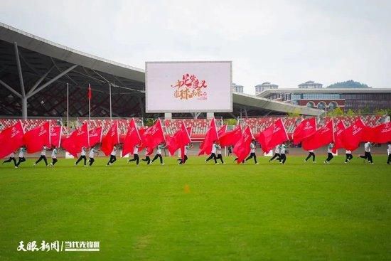 而在谈到胜利时，瓜迪奥拉说：“对手比赛强度很高，这并不容易。